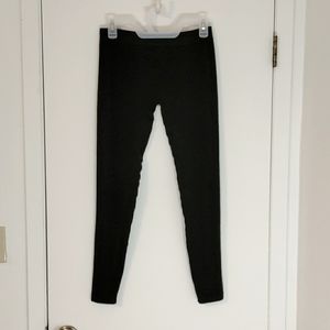 Super soft blackish grey leggings.